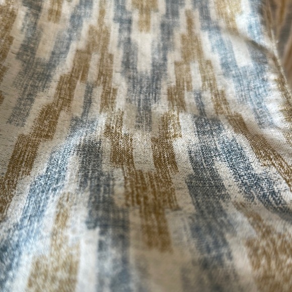 FREE PEOPLE | Ivory Ikat Cropped Skinny Jeans with Zipper Bottoms - Picture 3 of 11